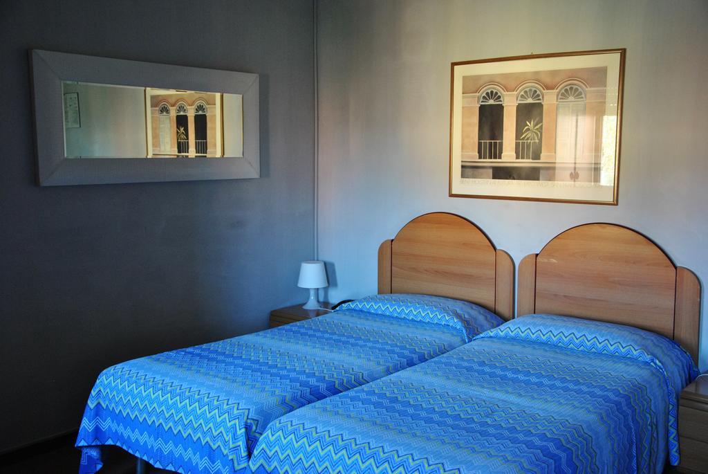 Hotel Alla Fiera ปาโดวา ภายนอก รูปภาพ